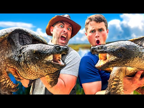 Can Coyote Peterson and Ray Tiller Catch the GIANT Snapping Turtle? thumbnail