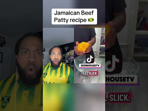 Feeling for some Jamaican beef patty right now wow #foodreview thumbnail