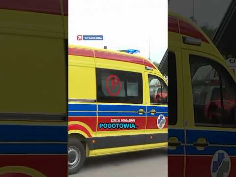 Potrącona leżała na środku drogi. Nikt nie ruszył jej na pomoc thumbnail