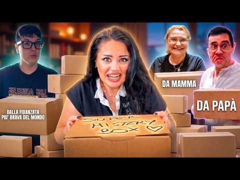APRO MISTERY BOX DELLA MIA FAMIGLIA! ASSURDO!/ chiara paradisi thumbnail