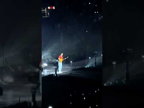Zo gaat Bodhi (die bijna niets kan zien) naar Harry Styles thumbnail
