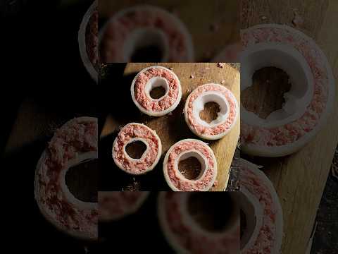 Сочные луковые кольца с мясом в беконе на огне #выживание #survival thumbnail