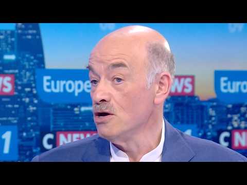 Alain Bauer réagit aux violences en marge du PSG :"Je ne vois pas ce que Macron peut faire de mieux" thumbnail