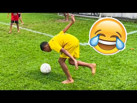 FUNNY FOOTBALL VIDEOS, SKILLS & GOALS #58 thumbnail