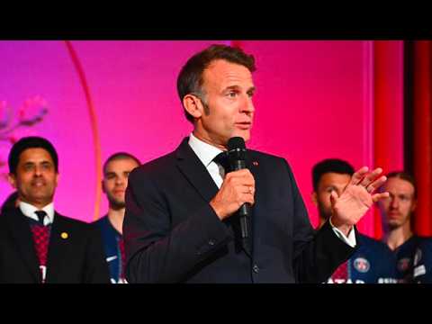 Ligue des champions : Macron juge "inqualifiables" les violences qui ont suivi la victoire du PSG thumbnail
