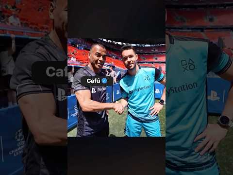 Cafú me enseña a controlar el balón thumbnail