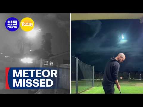 Meteor lights up the sky over Sydney | 9 News Australia thumbnail