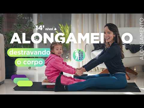 Alongamento completo em casa - aliviar dores lombar , ciático - colocar a mão no pé - Carol Borba thumbnail