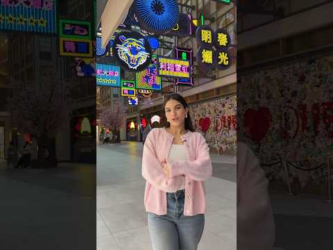 shopping in Dubai ? part1 thumbnail