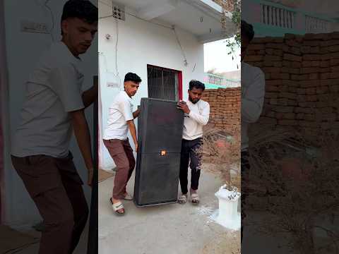 Wait for end guys 😂 #holi #holispecial #holimedj #dj #dance #harshpushptode #funny #comedy #gaon thumbnail