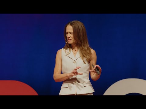 Confessions of a scientist: Science education needs communication training | Aimee Bernard | TEDxCU thumbnail